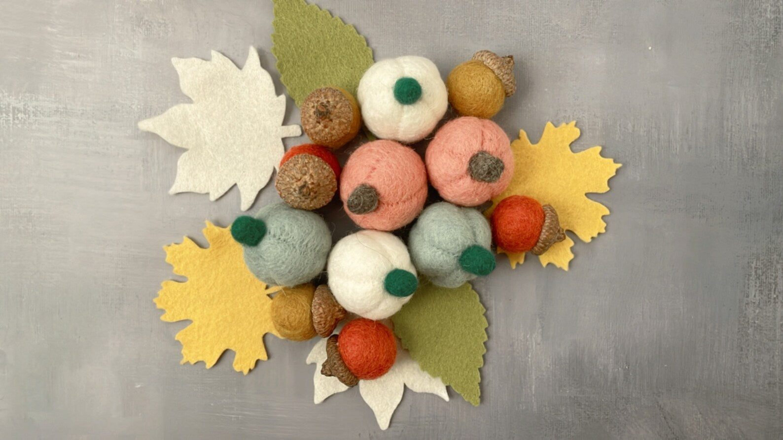 Fall Decoration Set, Pumpkin Sets, Autumn Leaf, Fall Leaf, Felt Pumpkin, Felt Acorns, Thanksgiving Halloween Farmhouse Tier Tray Decor Set