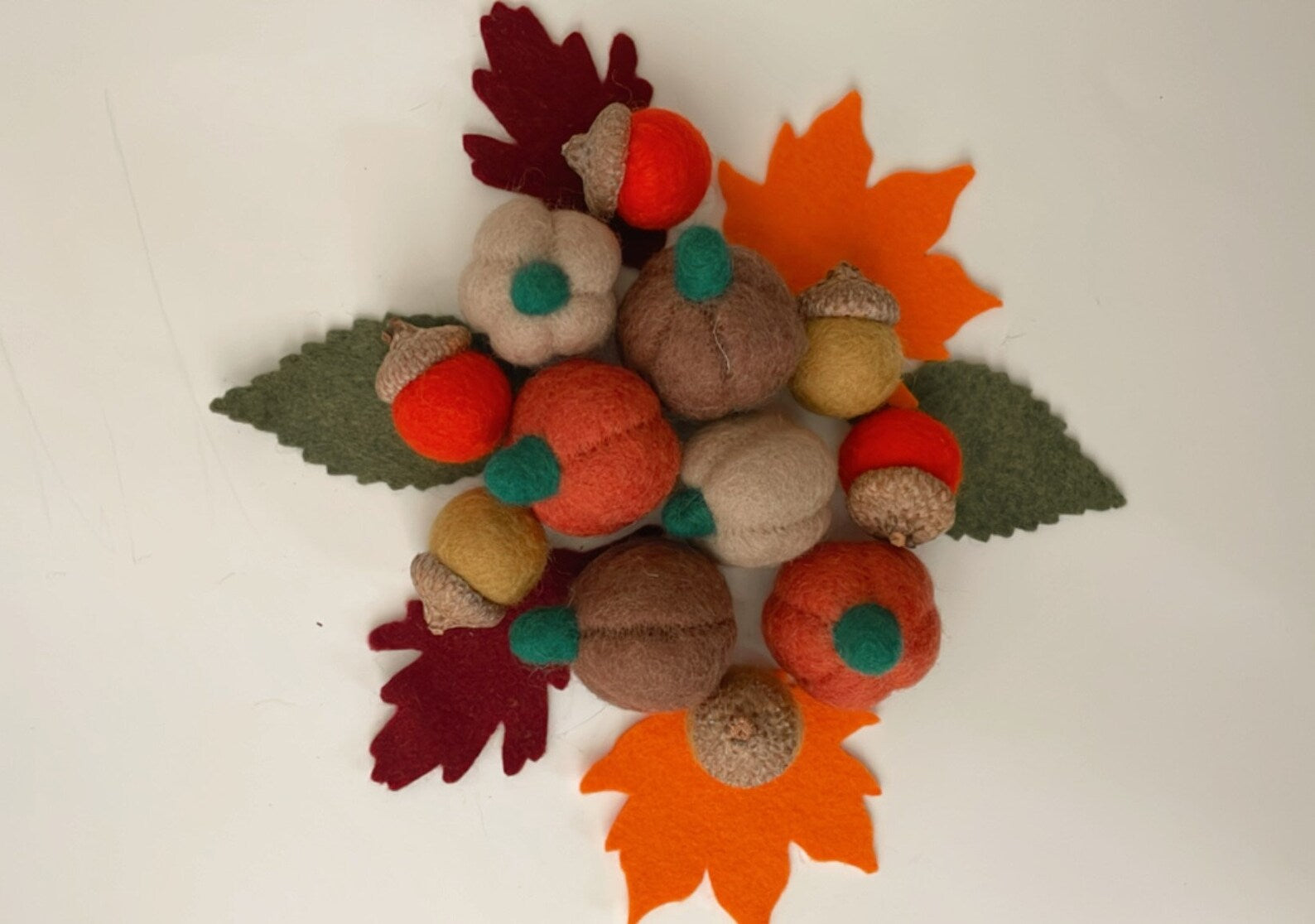 Fall Decoration Set, Pumpkin Sets, Autumn Leaf, Fall Leaf, Felt Pumpkin, Felt Acorns, Thanksgiving Halloween Farmhouse Tier Tray Decor Set