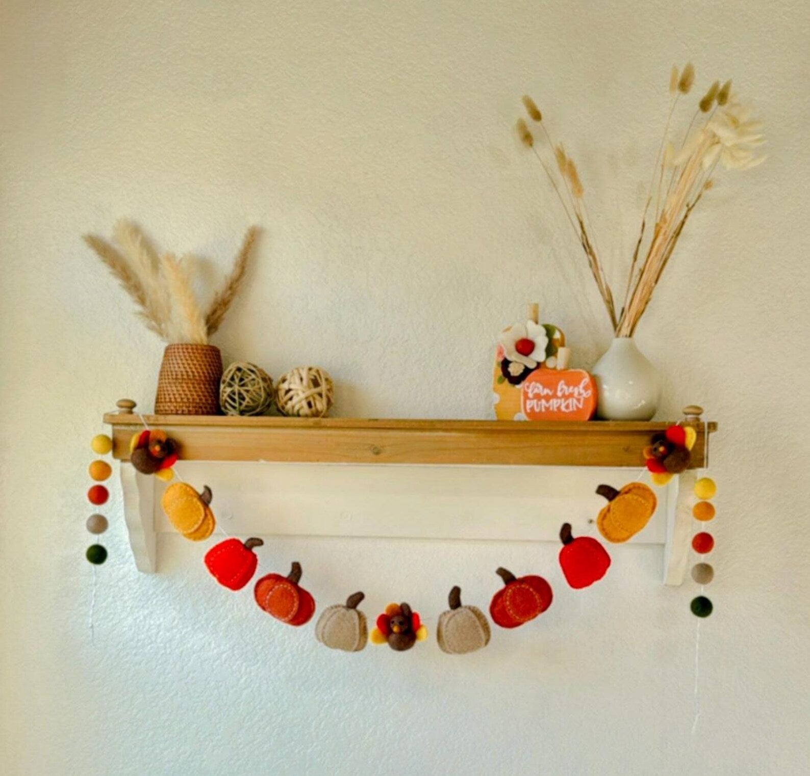 Handmade Felt Pumpkin Garland: Thanksgiving & Fall Decor