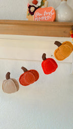 Handmade Felt Pumpkin Garland: Thanksgiving & Fall Decor