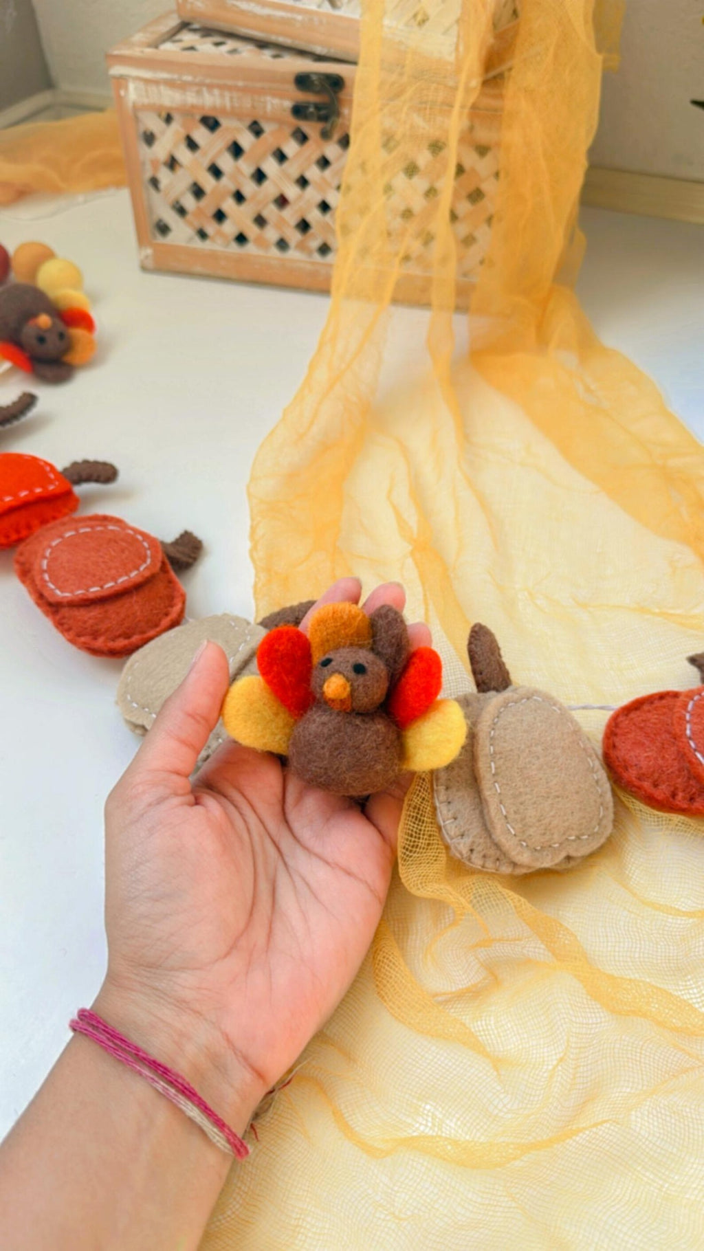 Handmade Felt Pumpkin Garland: Thanksgiving & Fall Decor