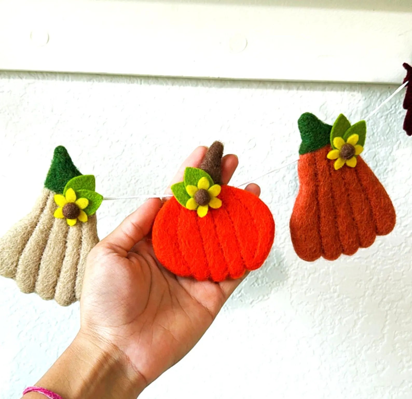 Handmade Felt Pumpkin Garland: Fall Autumn Leaf Decor