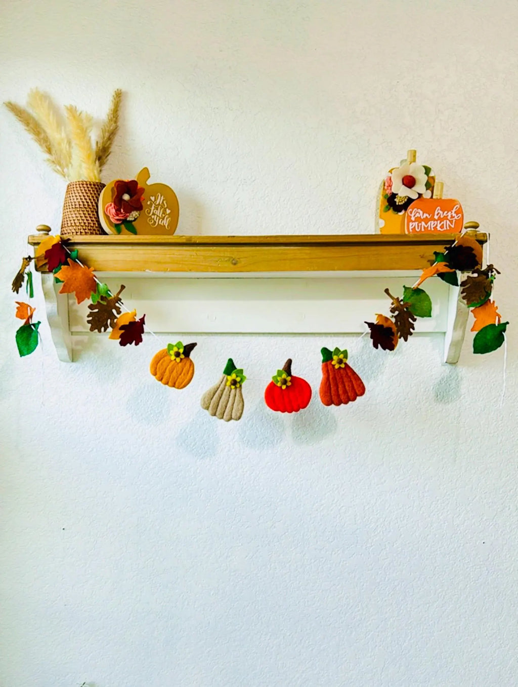 Handmade Felt Pumpkin Garland: Fall Autumn Leaf Decor