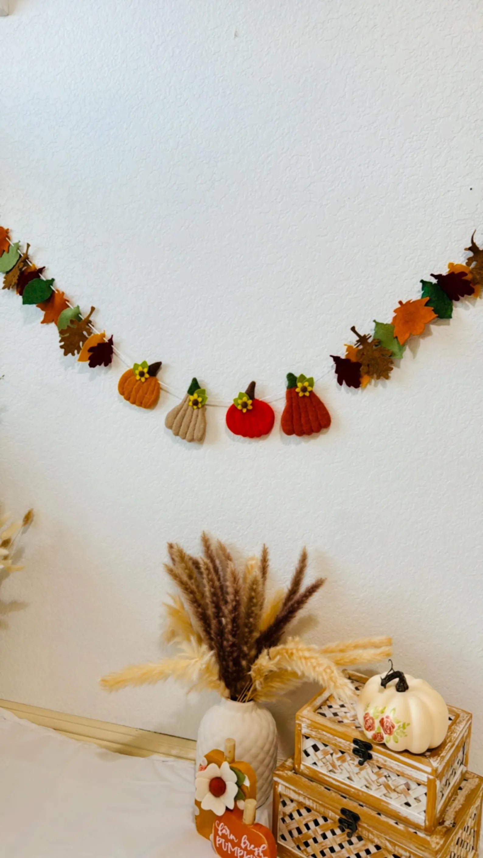 Handmade Felt Pumpkin Garland: Fall Autumn Leaf Decor