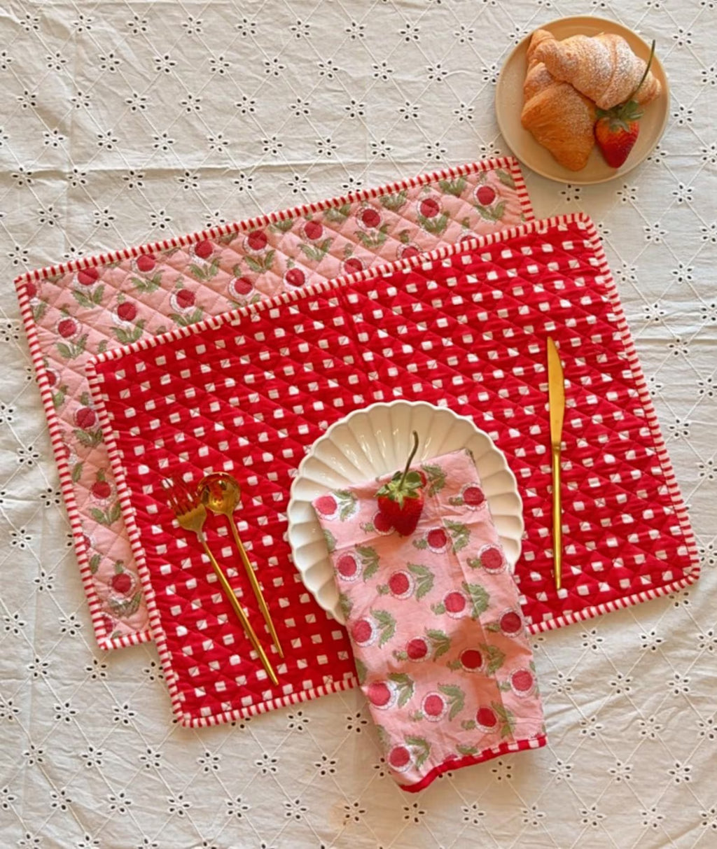 Cotton quilted Placemats - set of 2 with matching napkins, Reversible Floral Dining Mats, Wedding Decor, Hand block Printing