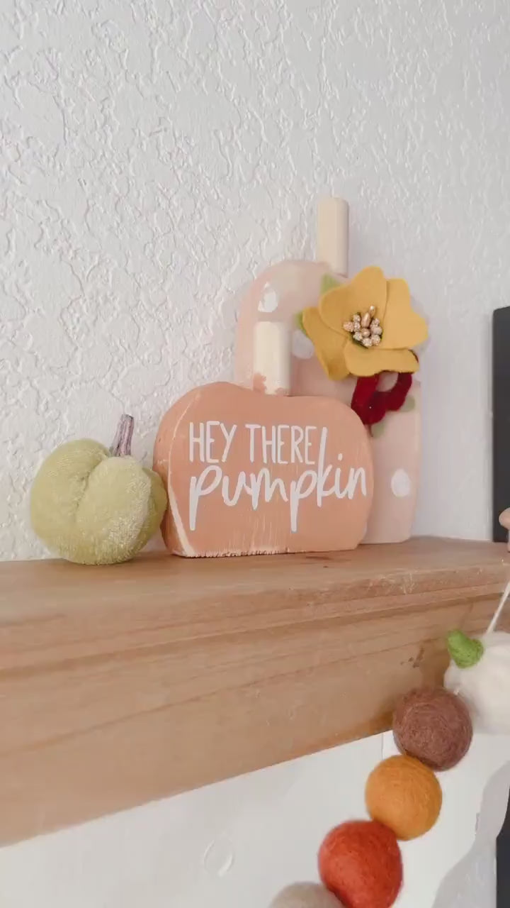 Felt Fall Pumpkin Garland, Fall Halloween Thanksgiving Autumn Décor, Pumpkin Garland, Felt Ball Garland, Fall Mantle Decor, 100% wool
